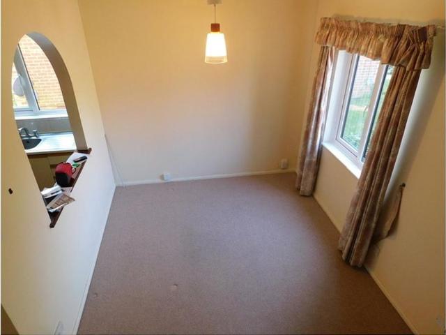 1 bedroom end of terrace house to rent