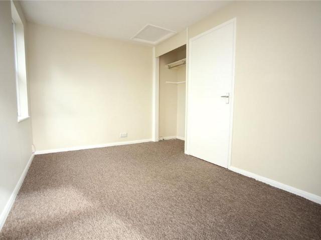 1 bedroom end of terrace house to rent