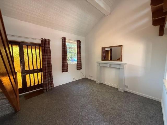 1 bedroom end of terrace house to rent
