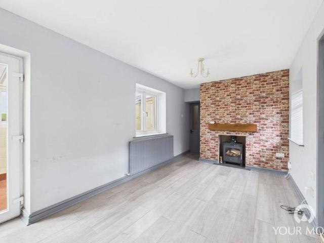 1 bedroom end of terrace house to rent