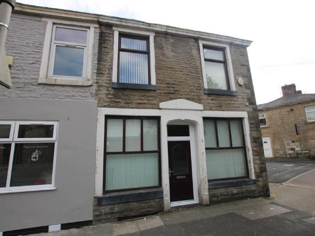 1 bedroom end of terrace house to rent
