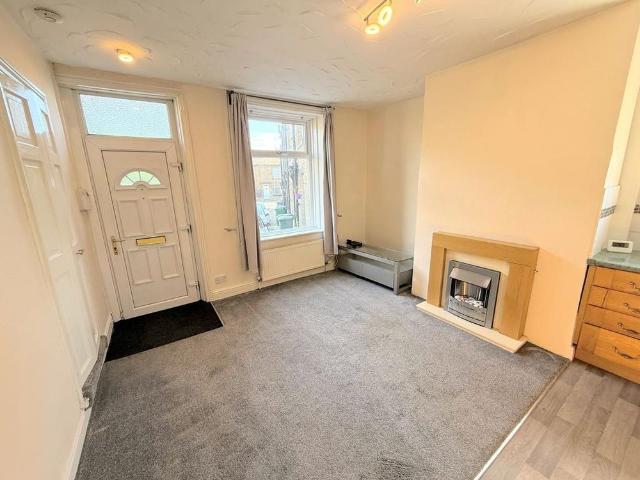 1 bedroom end of terrace house to rent