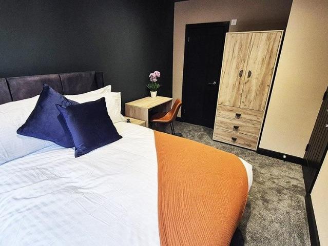 1 bedroom end of terrace house to rent