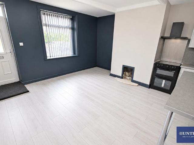 1 bedroom end of terrace house to rent