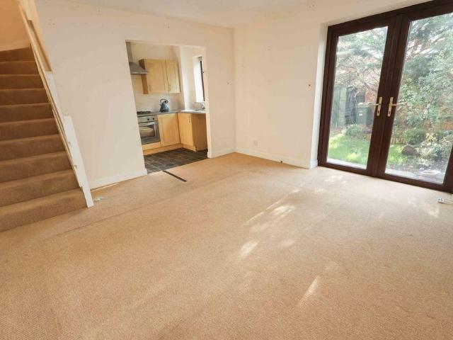 1 bedroom end of terrace house to rent