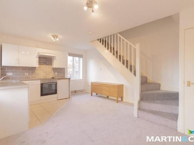 1 bedroom end of terrace house to rent