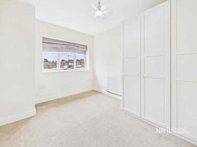1 bedroom end of terrace house to rent