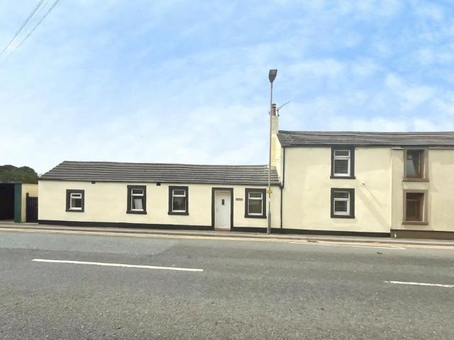 1 bedroom end of terrace house to rent