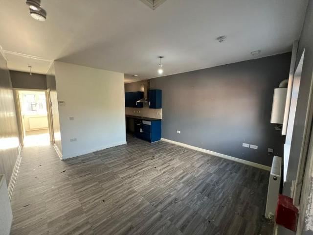 1 bedroom end of terrace house to rent