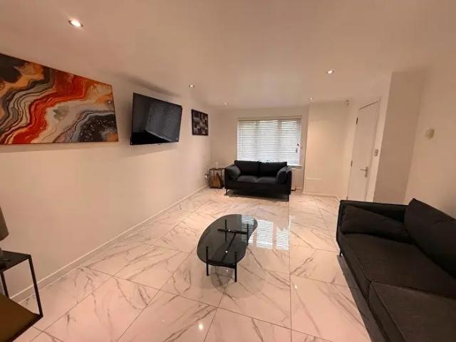1 Bedroom End Of Terrace House To Rent In Valley Road, Nottingham, NG5