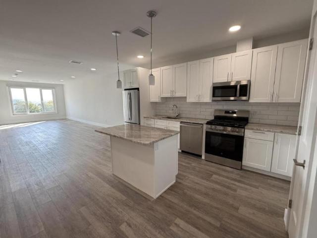 1 bedroom, East Rutherford NJ 07073 LS103517807