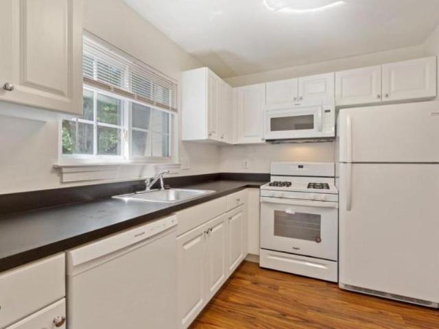 1 bedroom, Edgewater park NJ 08010 LS104995103