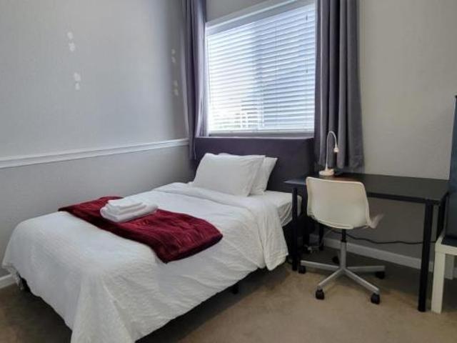 1 bedroom, Edmonds WA 98026 104839502