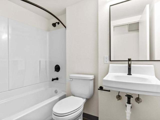 1 bedroom, Eugene OR 97401 LS105734520