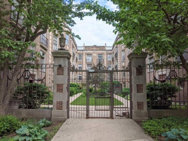 1 bedroom, Evanston IL 60202 103694081
