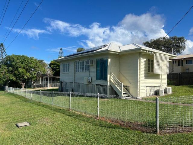 1 Bedroom for rent with shared common space
