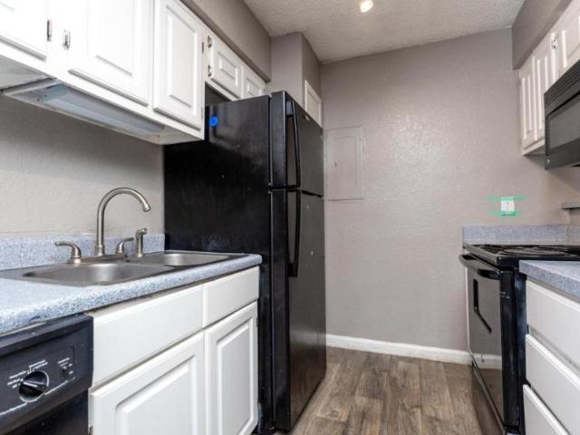 1 bedroom, Fort Worth TX 76107 103363545