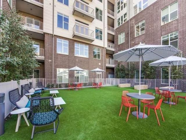 1 bedroom, Fort Worth TX 76104 105855190