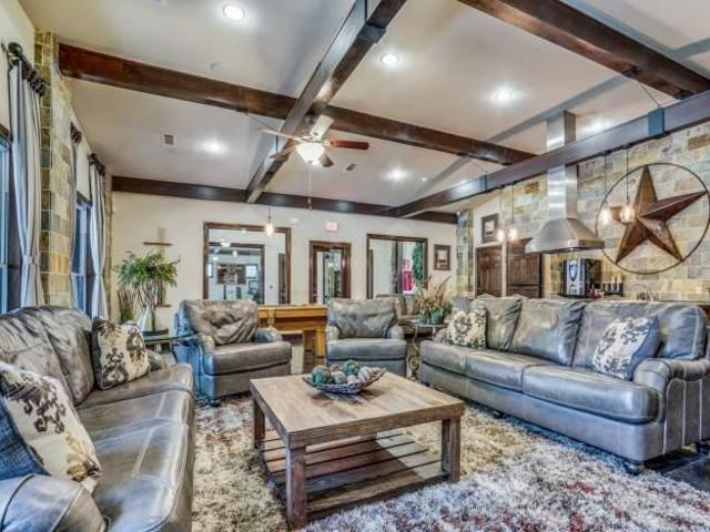 1 bedroom, Fort Worth TX 76116 105223968