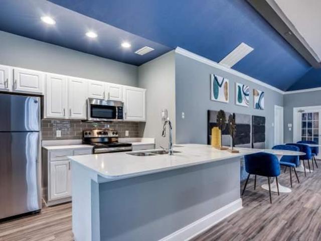 1 bedroom, Fort Worth TX 76120 105855307