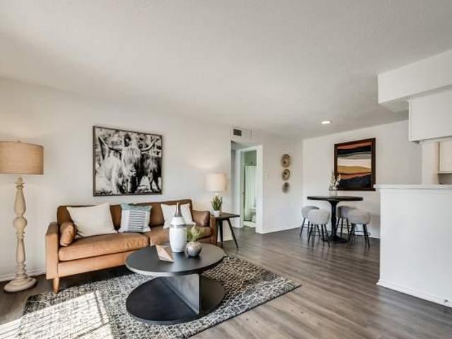 1 bedroom, Fort Worth TX 76133 105225898