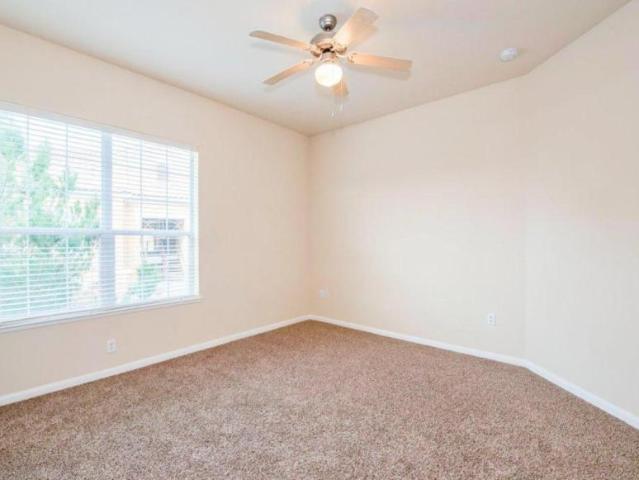 1 bedroom, Fort Worth TX 76137 104882568