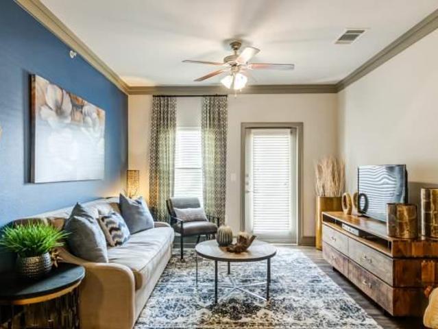1 bedroom, Fort Worth TX 76244 105855400