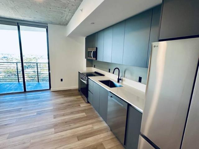 1 bedroom, Fort Lauderdale FL 33315 106247075