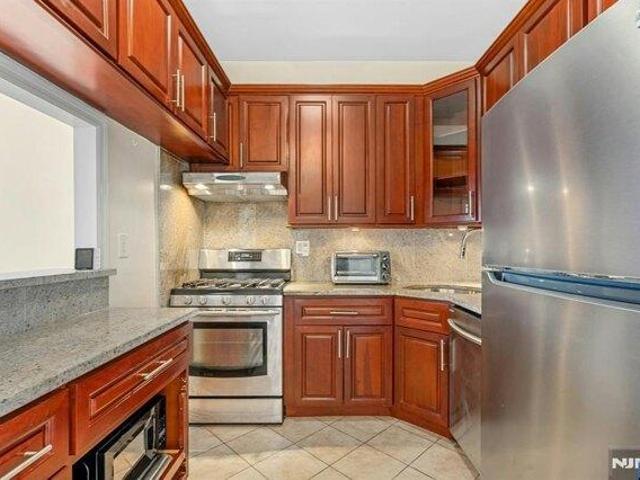 1 bedroom, Fort Lee NJ 07024 105557189