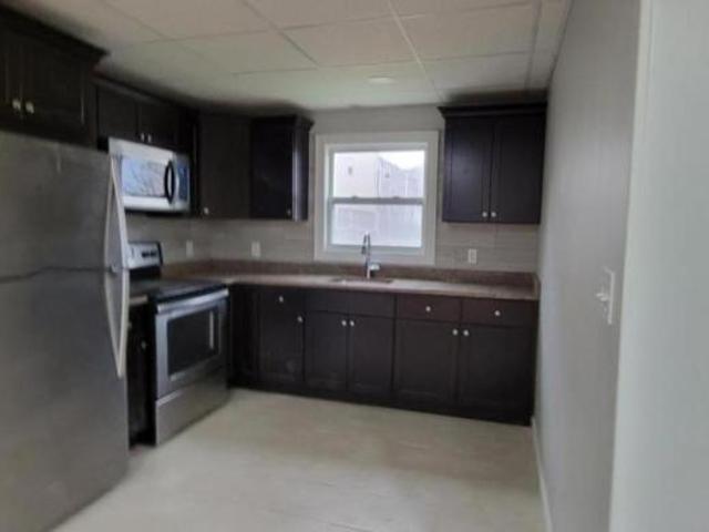 1 bedroom, Fall River MA 02721 106059682