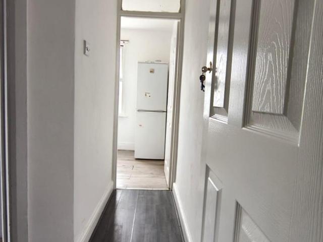 1 Bedroom First Floor Flat available in E17