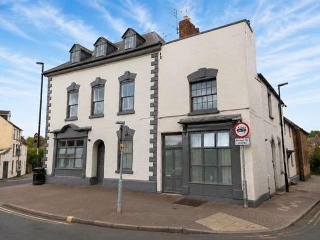 1 Bedroom Flat