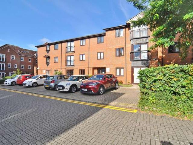 1 Bedroom Flat