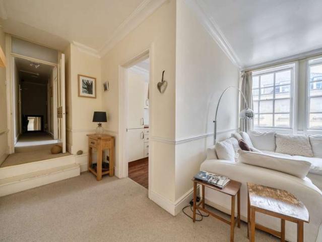 1 Bedroom Flat