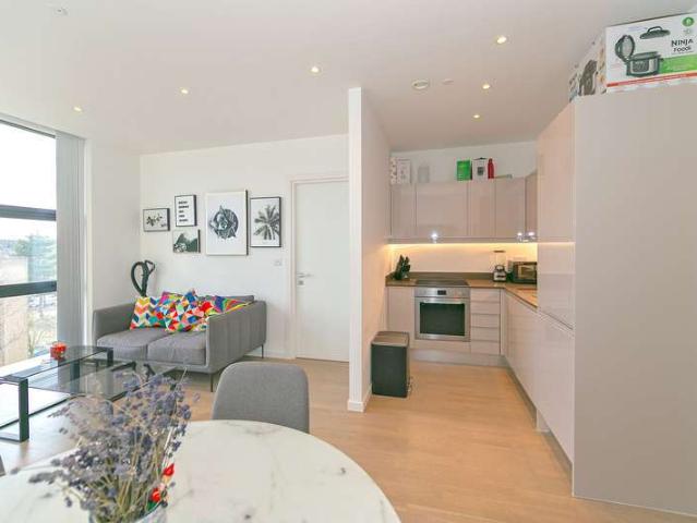 1 Bedroom Flat