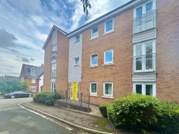 1 Bedroom Flat