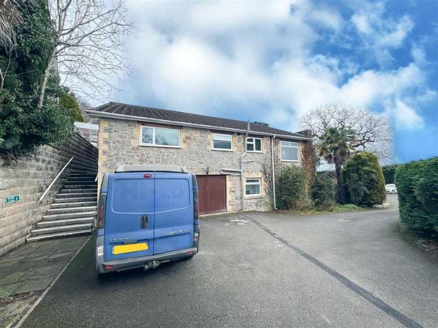 1 Bedroom Flat
