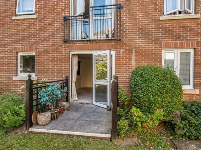 1 Bedroom Flat