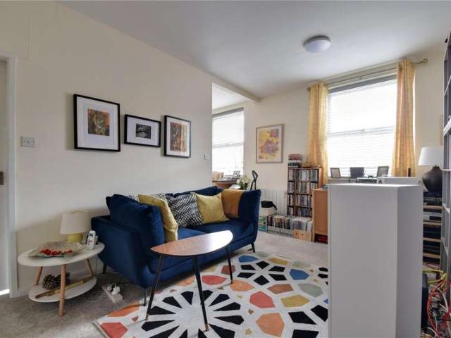 1 Bedroom Flat