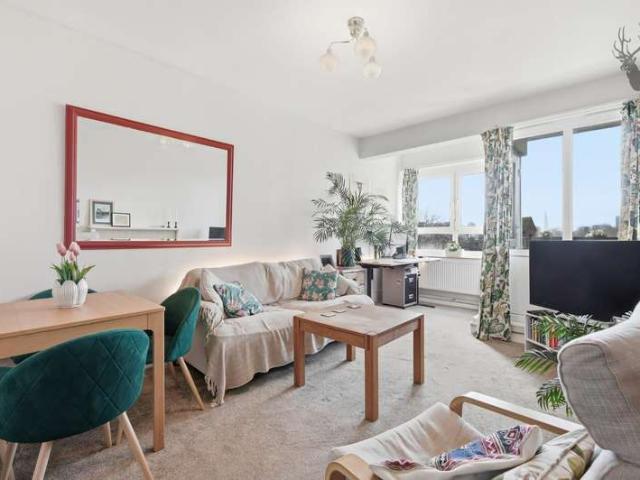 1 Bedroom Flat