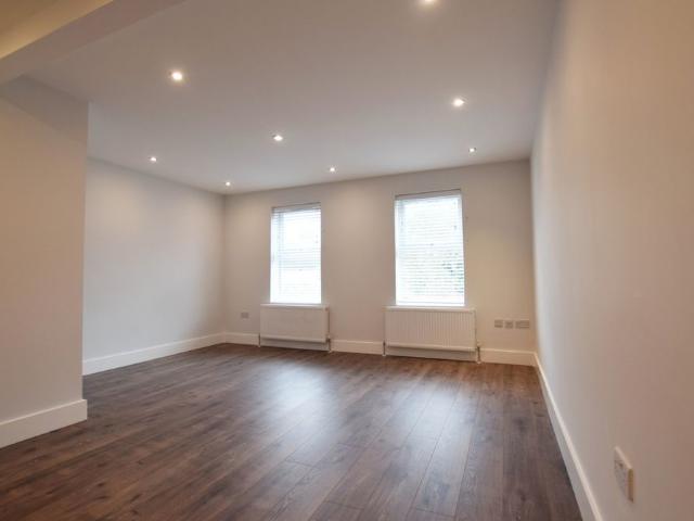 1 Bedroom Flat