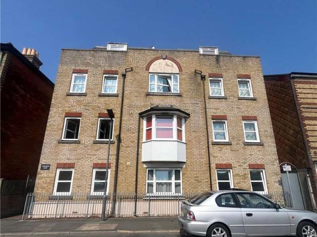 1 Bedroom Flat