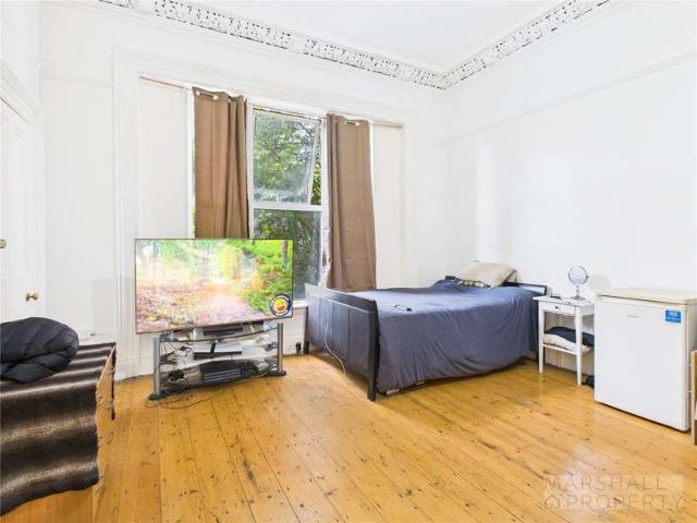 1 Bedroom Flat
