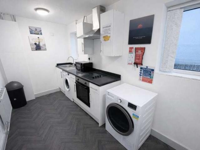 1 Bedroom Flat