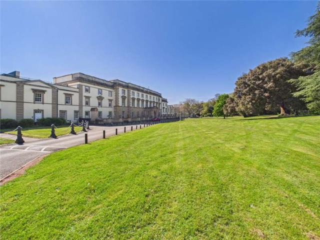 1 Bedroom Flat