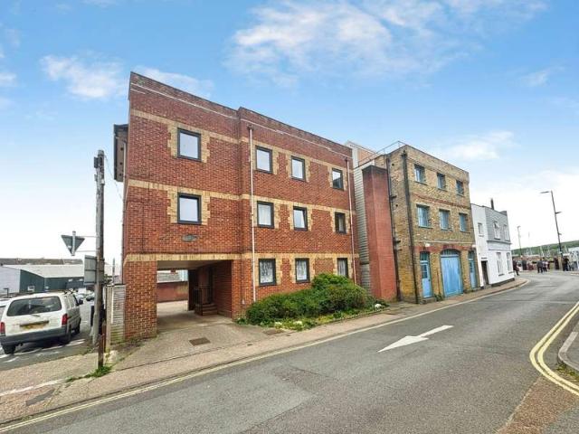 1 Bedroom Flat