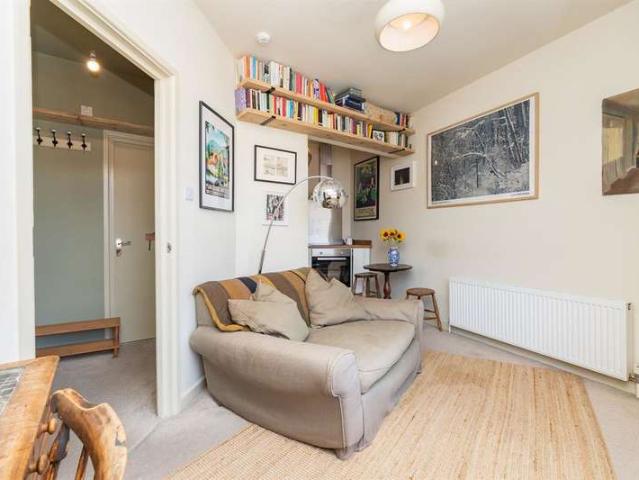 1 Bedroom Flat