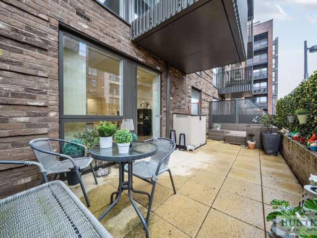 1 Bedroom Flat
