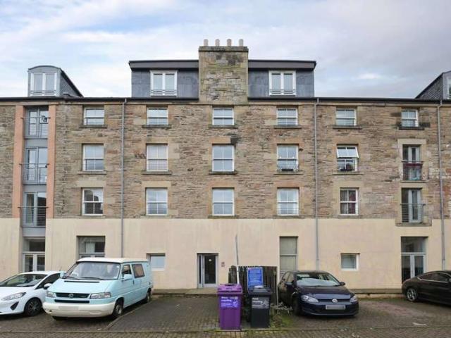 1 Bedroom Duplex Flat