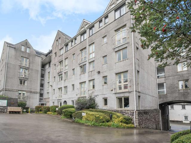 1 Bedroom Flat